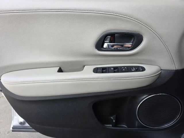2019 Honda HR-V 2nd Gen - Image 25 of 31