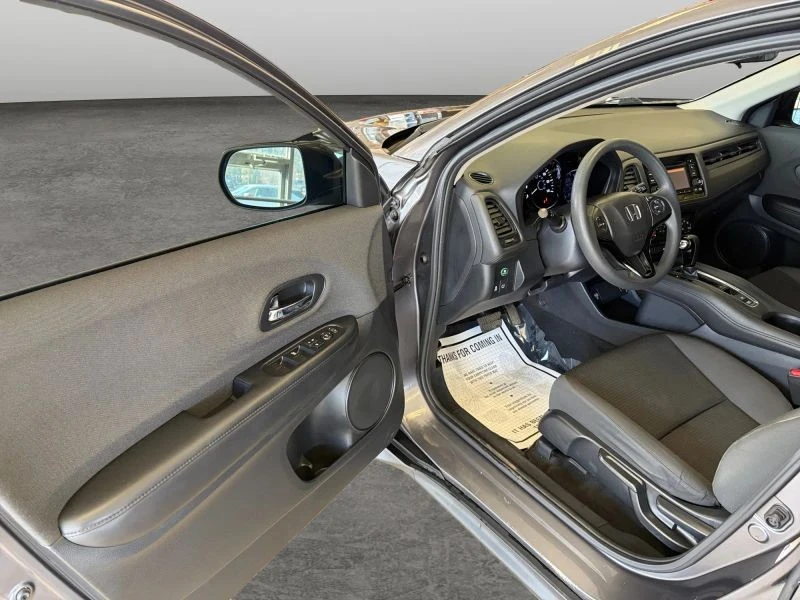 2019 Honda HR-V 2nd Gen - Image 9 of 12