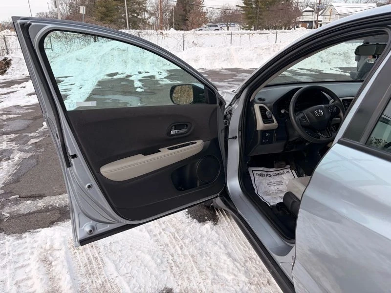 2019 Honda HR-V 2nd Gen - Image 10 of 12