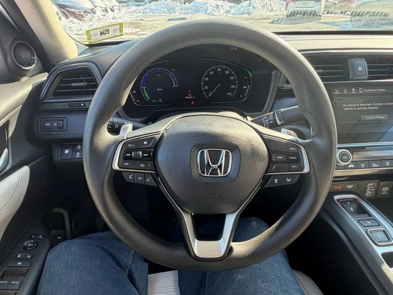 2019 Honda Insight 3rd Gen - Image 11 of 12