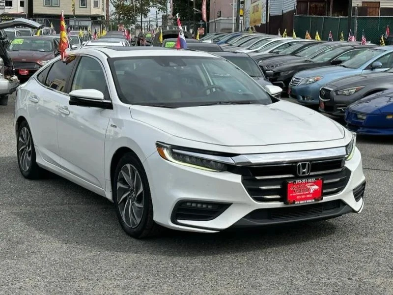2019 Honda Insight 3rd Gen - Image 3 of 12