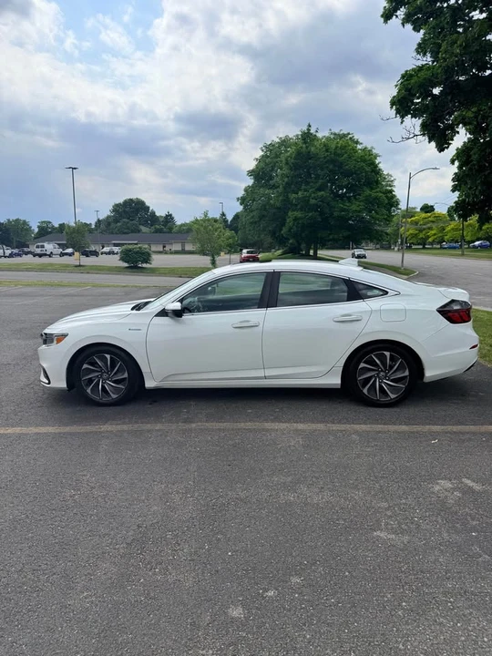 2019 Honda Insight 3rd Gen - Image 8 of 15