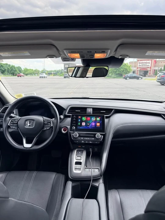 2019 Honda Insight 3rd Gen - Image 14 of 15