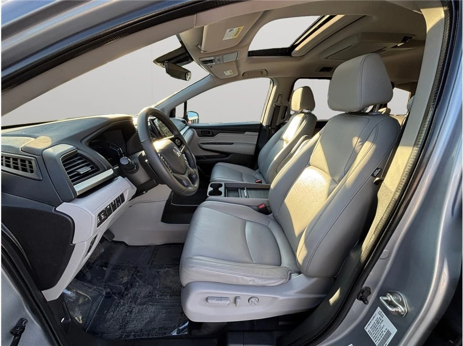2019 Honda Odyssey - Image 2 of 21