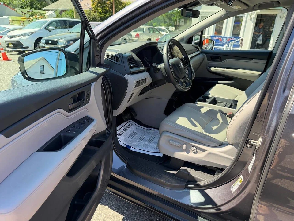 2019 Honda Odyssey - Image 2 of 30