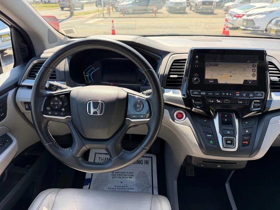 2019 Honda Odyssey - Image 16 of 30
