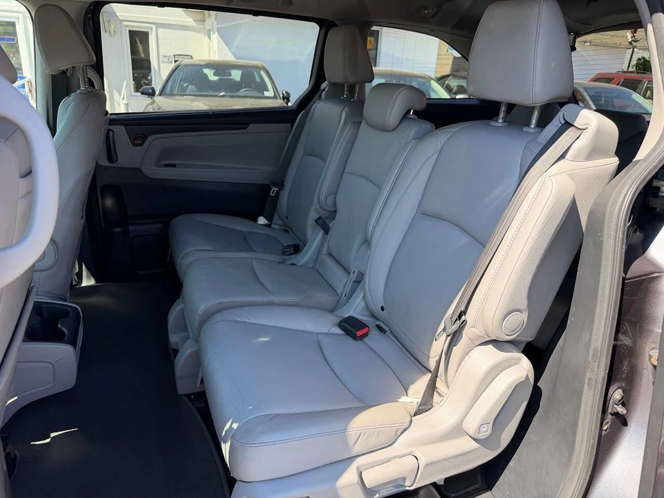 2019 Honda Odyssey - Image 12 of 30