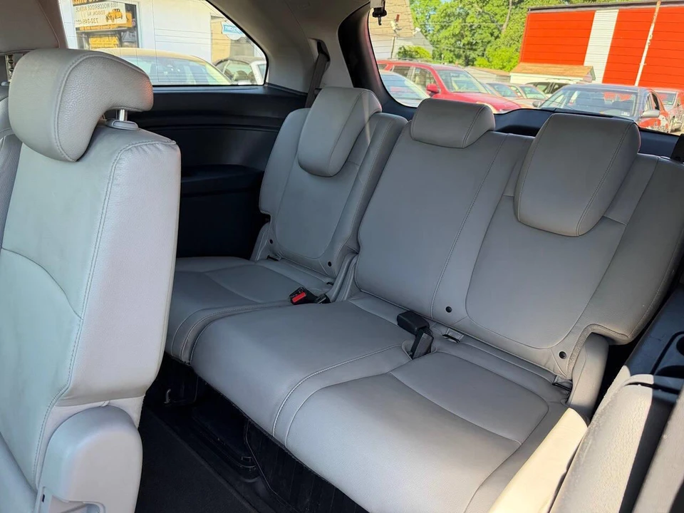 2019 Honda Odyssey - Image 13 of 30