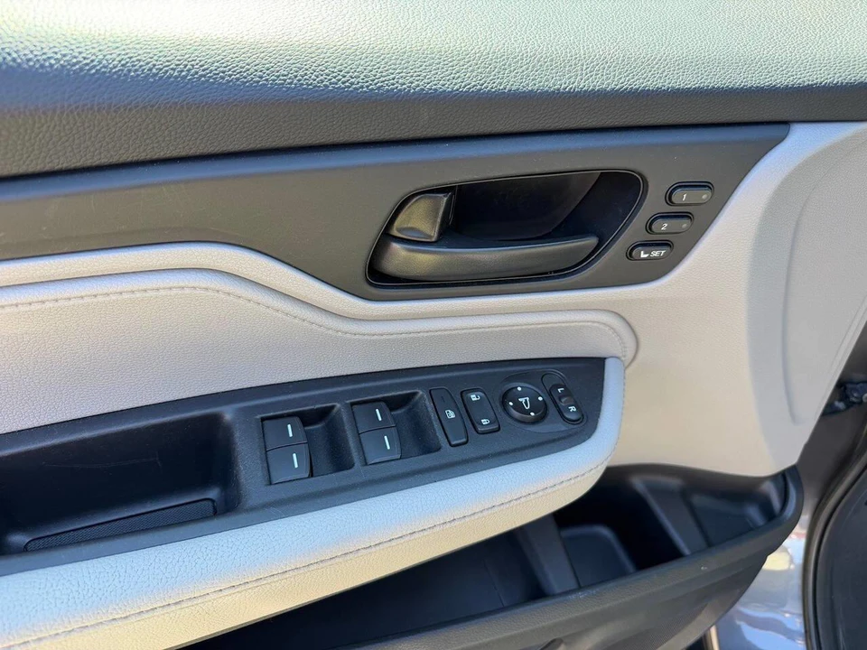 2019 Honda Odyssey - Image 3 of 30