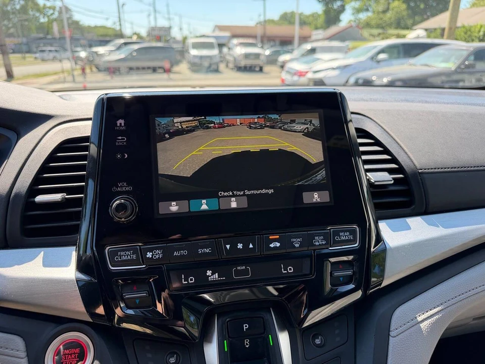 2019 Honda Odyssey - Image 9 of 30