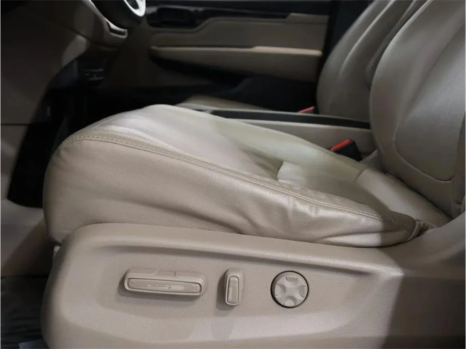 2019 Honda Odyssey - Image 15 of 31