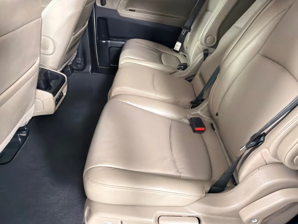 2019 Honda Odyssey - Image 18 of 21