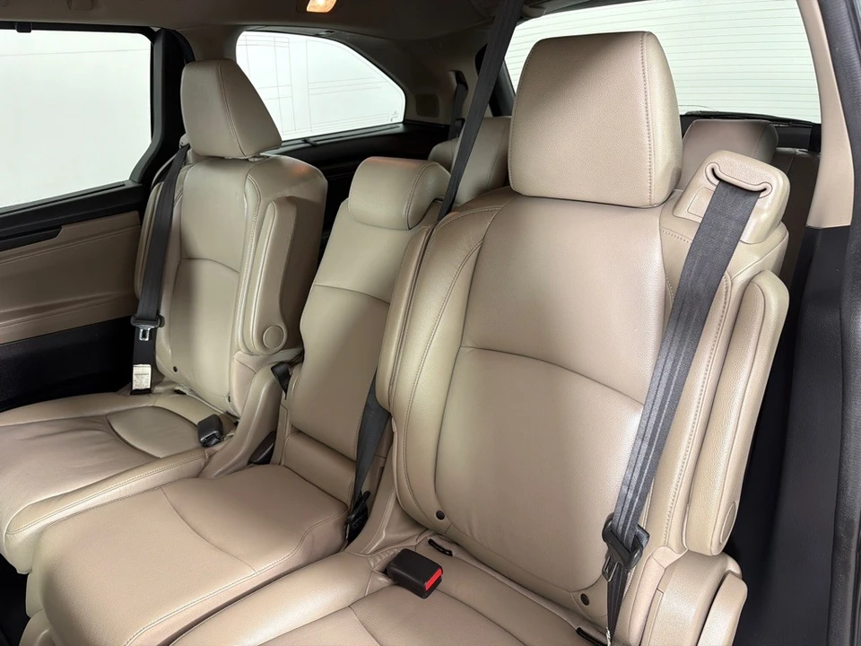 2019 Honda Odyssey - Image 19 of 21