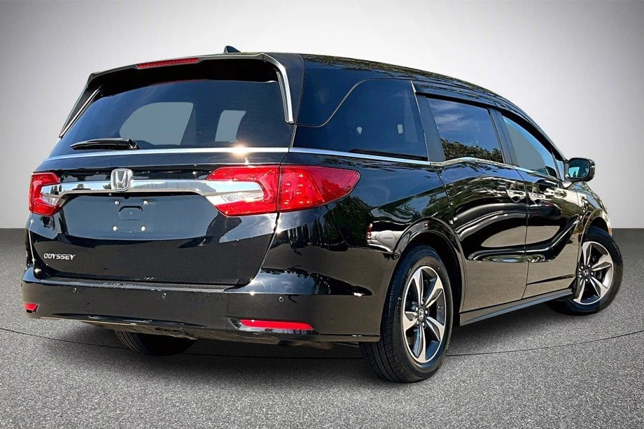2019 Honda Odyssey - Image 2 of 16