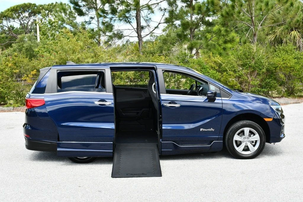 2019 Honda Odyssey - Image 10 of 21