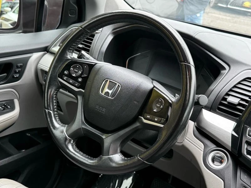 2019 Honda Odyssey - Image 11 of 12