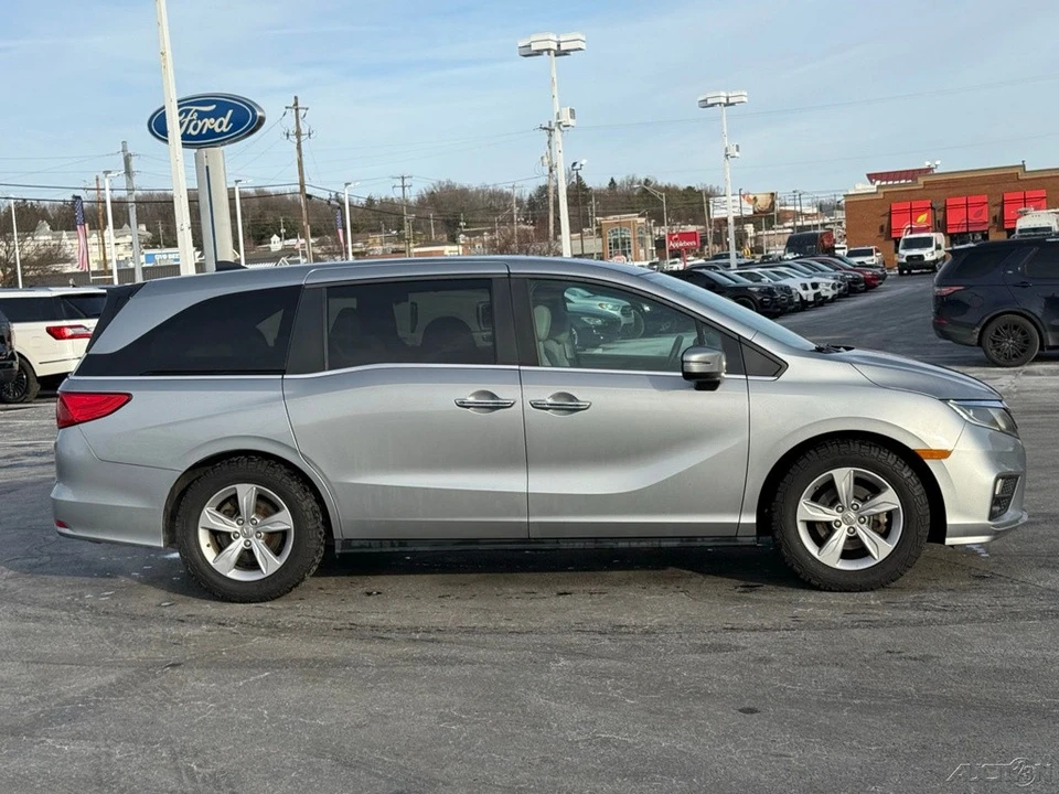2019 Honda Odyssey - Image 2 of 12