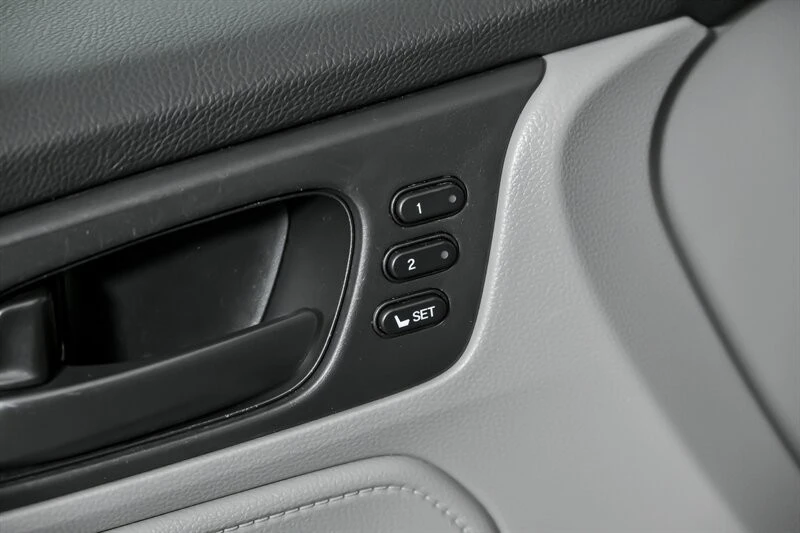 2019 Honda Odyssey - Image 17 of 21