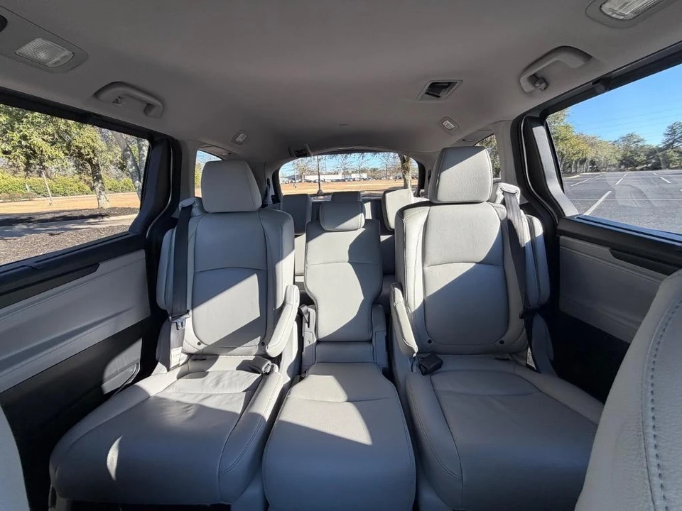2019 Honda Odyssey - Image 18 of 21