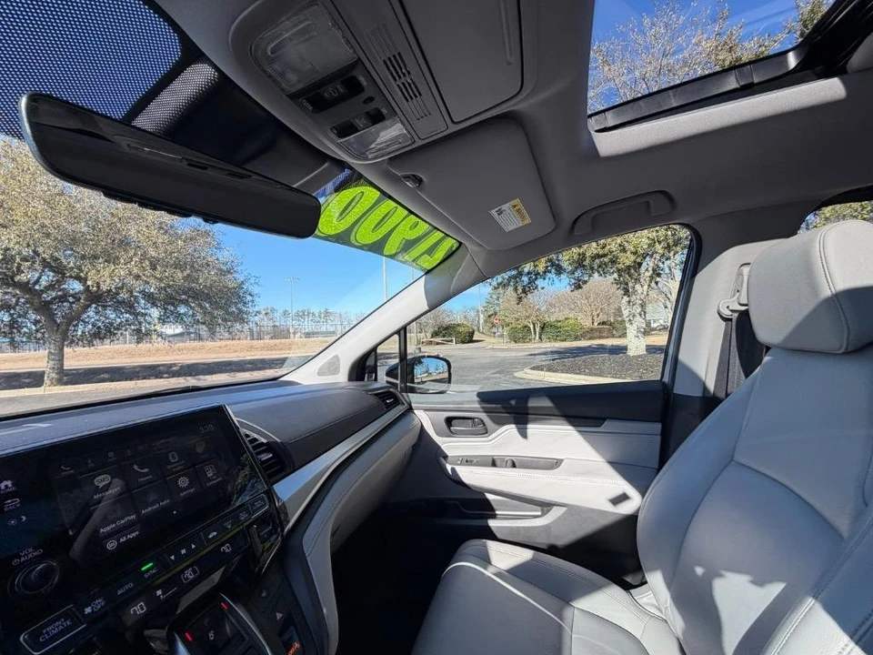 2019 Honda Odyssey - Image 15 of 21