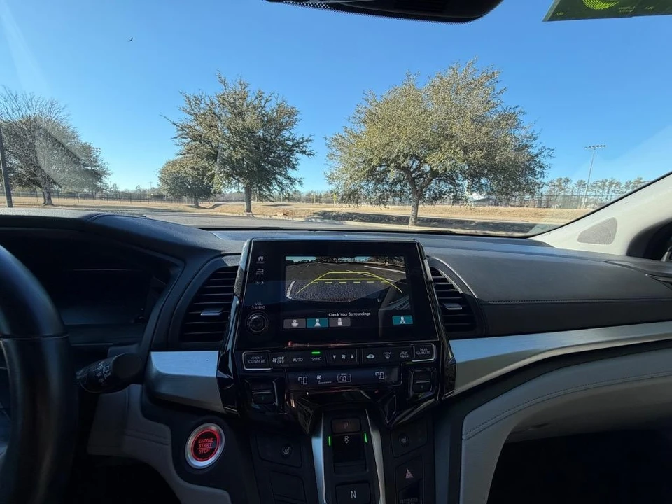 2019 Honda Odyssey - Image 11 of 21