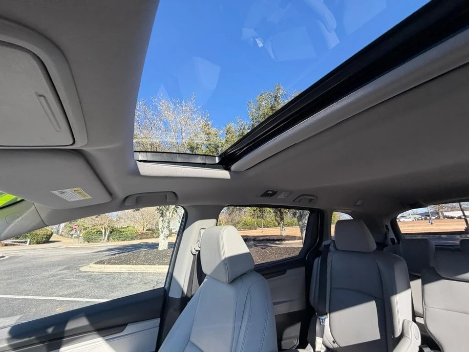 2019 Honda Odyssey - Image 17 of 21