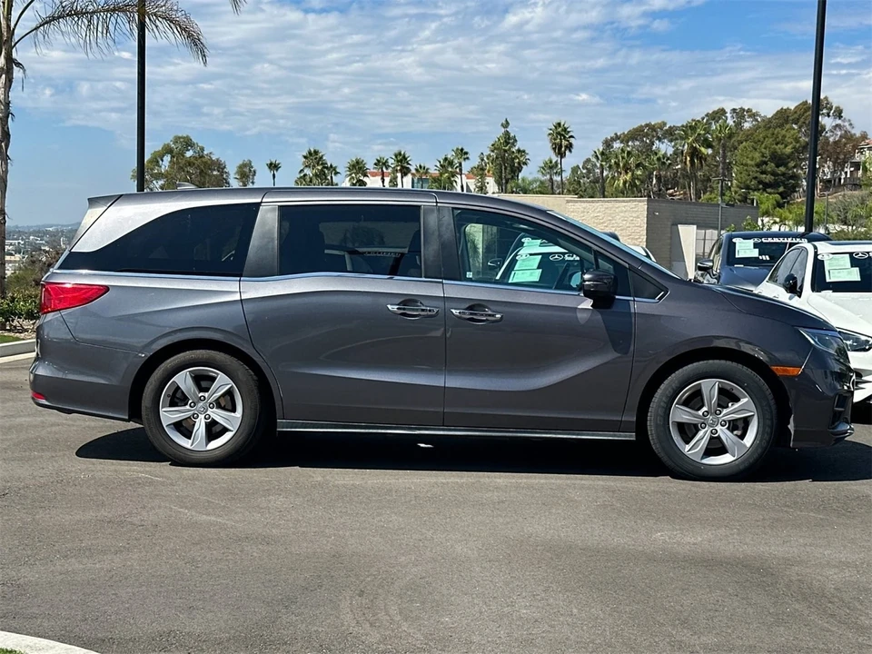 2019 Honda Odyssey - Image 2 of 12
