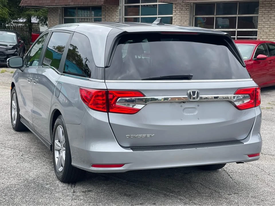 2019 Honda Odyssey - Image 9 of 19