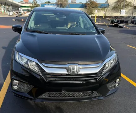 2019 Honda Odyssey EX-L w/Navigation & RES Minivan 4D
