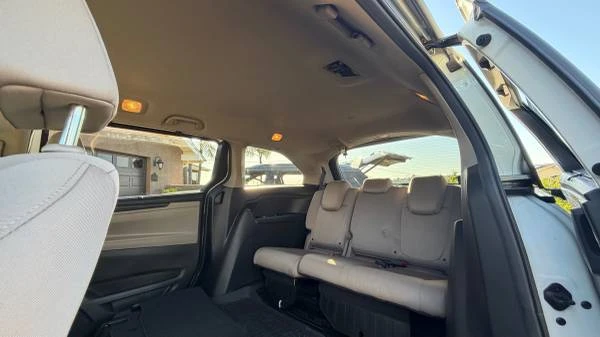 2019 Honda Odyssey - Image 10 of 21