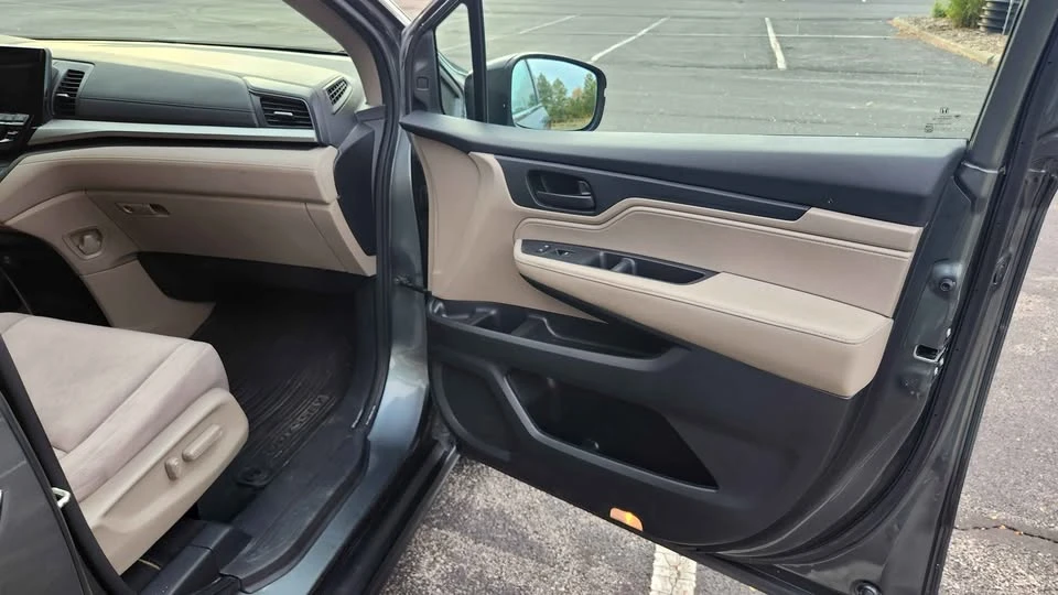 2019 Honda Odyssey - Image 14 of 17