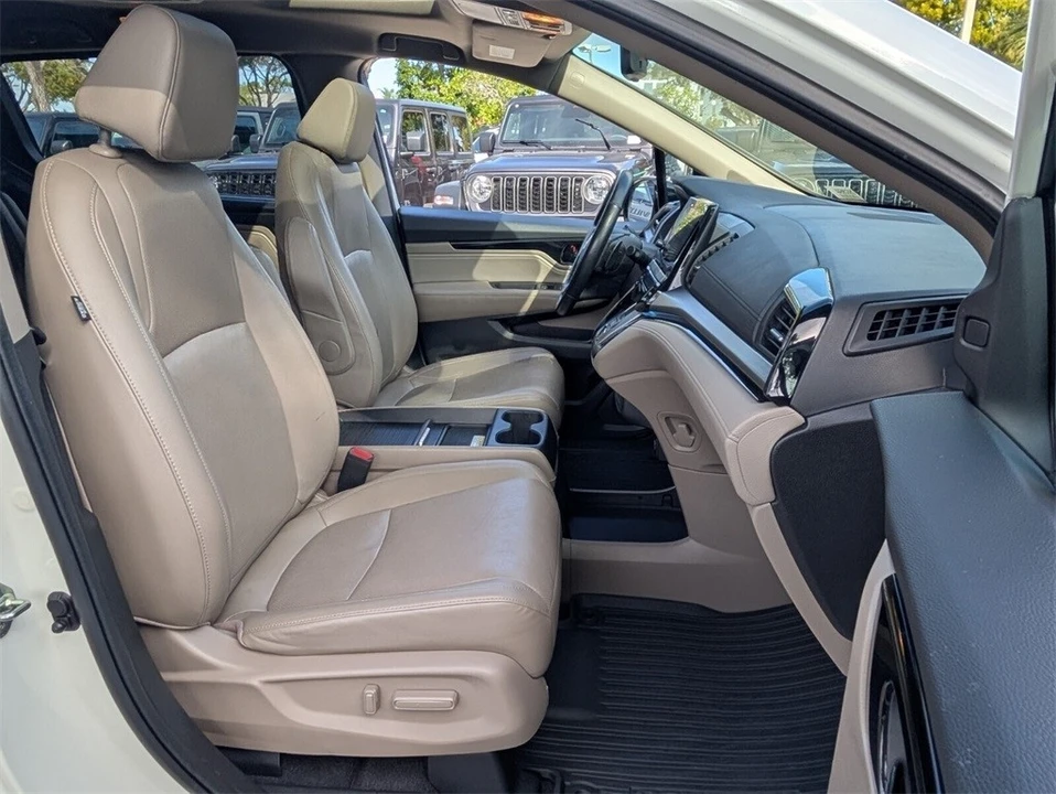 2019 Honda Odyssey - Image 14 of 21