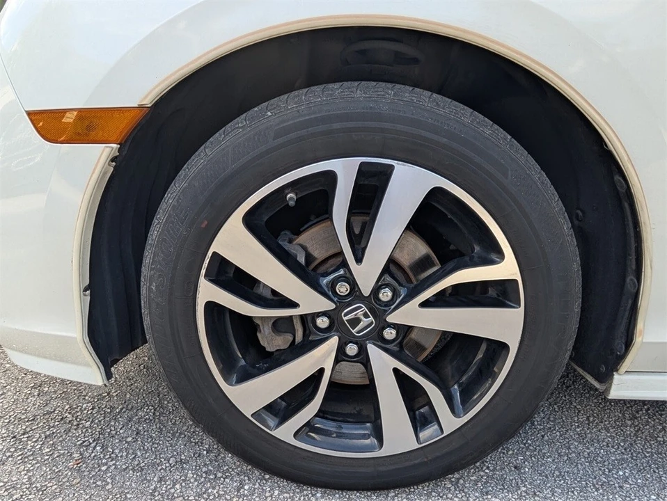 2019 Honda Odyssey - Image 17 of 21