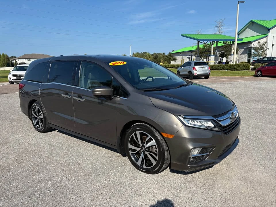 2019 Honda Odyssey - Image 2 of 11