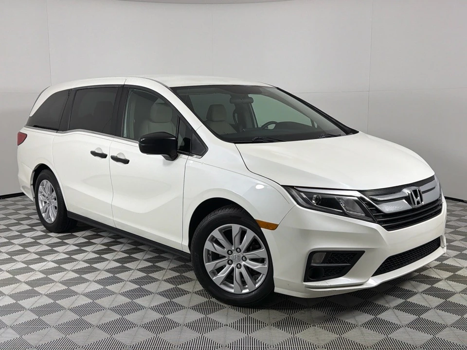 2019 Honda Odyssey - Image 2 of 12