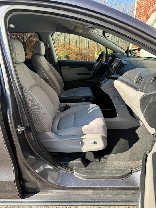 2019 Honda Odyssey - Image 8 of 19