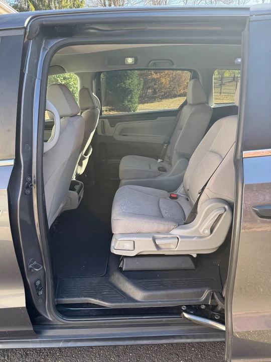 2019 Honda Odyssey - Image 11 of 19