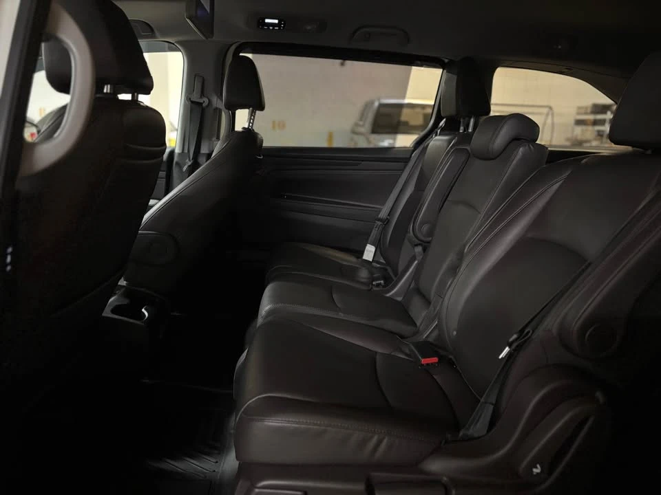 2019 Honda Odyssey - Image 2 of 12