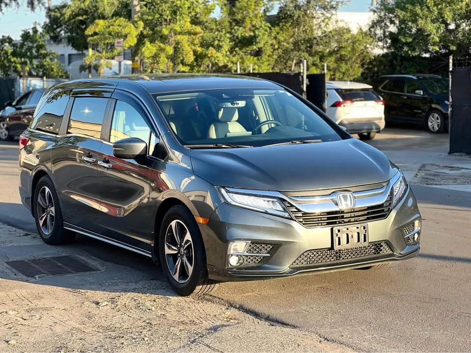 2019 Honda Odyssey - Image 2 of 12