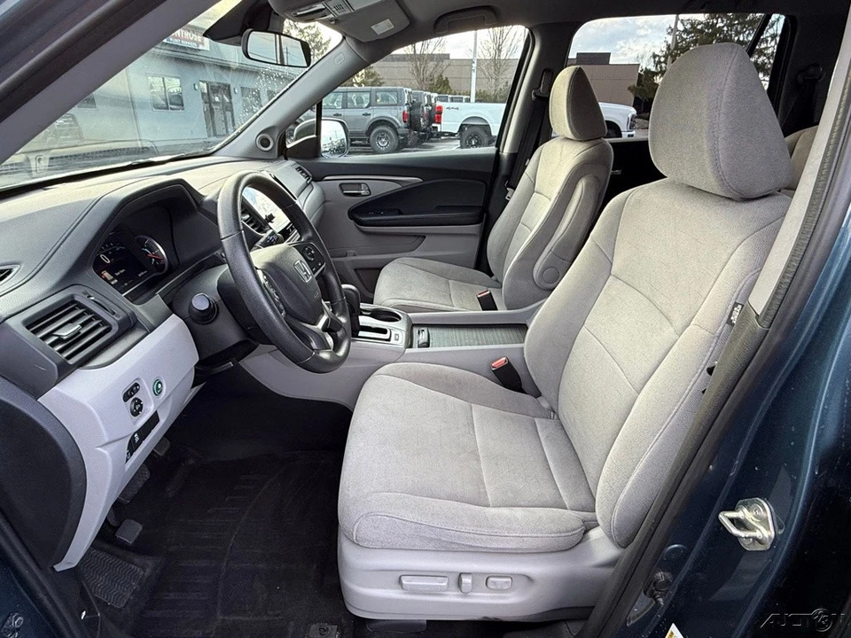 2019 Honda Pilot 3rd Gen - Image 12 of 12