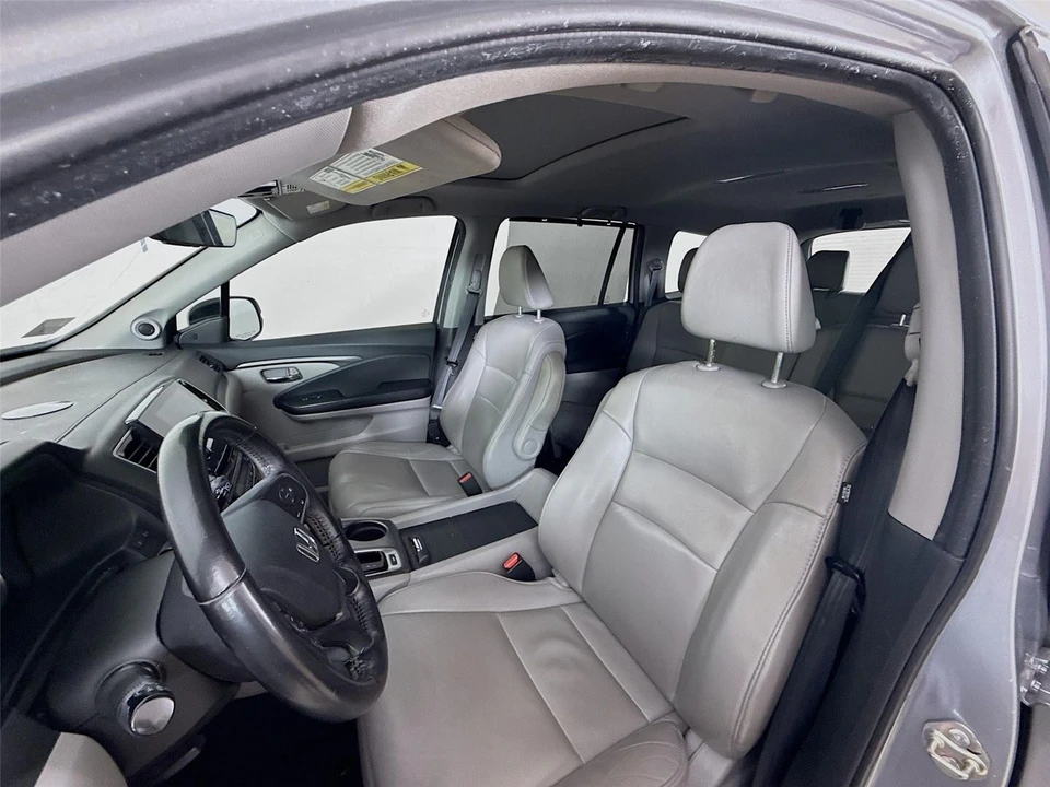 2019 Honda Pilot 3rd Gen - Image 12 of 14