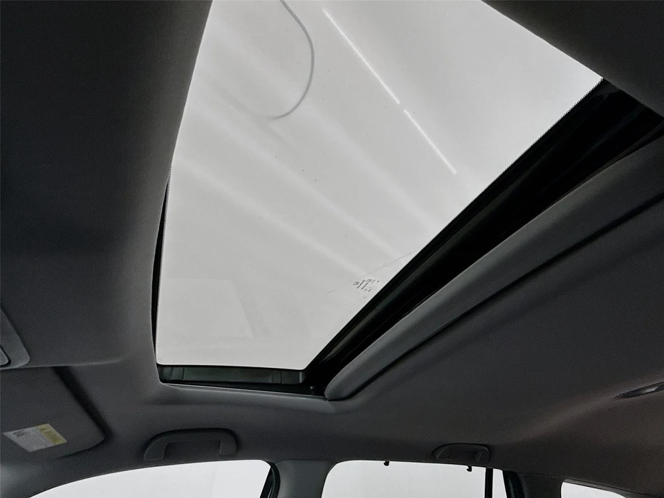 2019 Honda Pilot 3rd Gen - Image 18 of 21