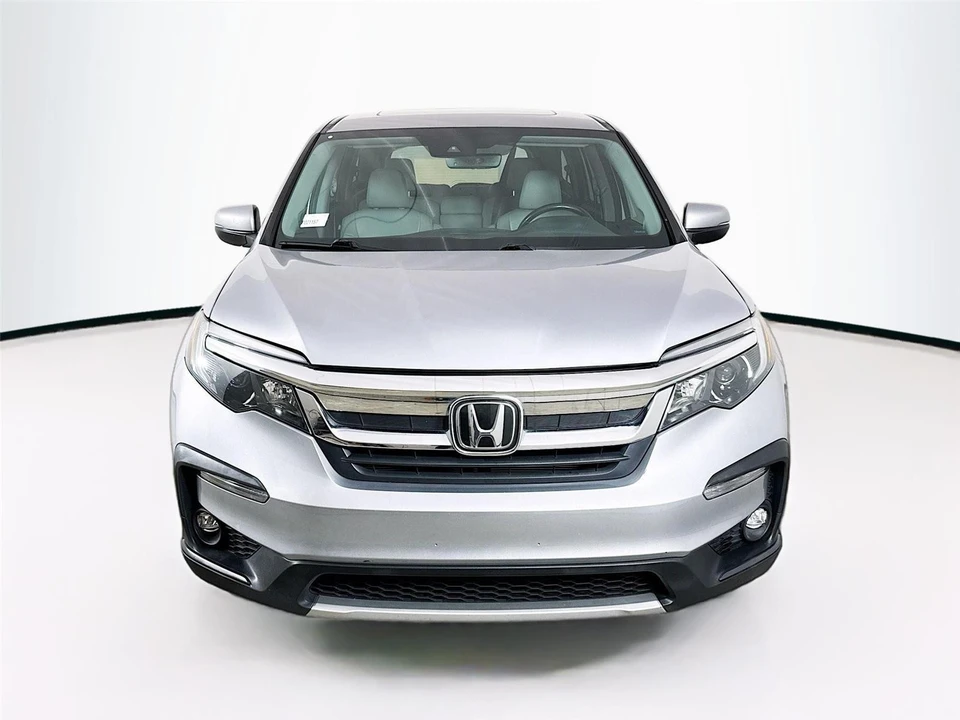 2019 Honda Pilot 3rd Gen - Image 2 of 21