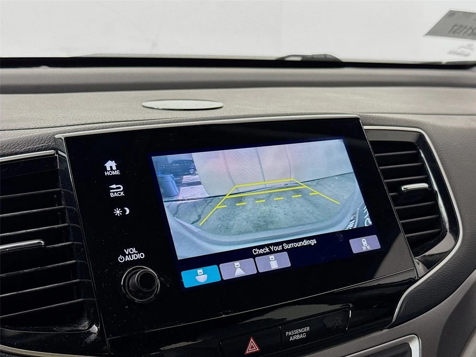 2019 Honda Pilot 3rd Gen - Image 12 of 21