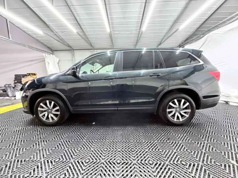 2019 Honda Pilot 3rd Gen - Image 3 of 12