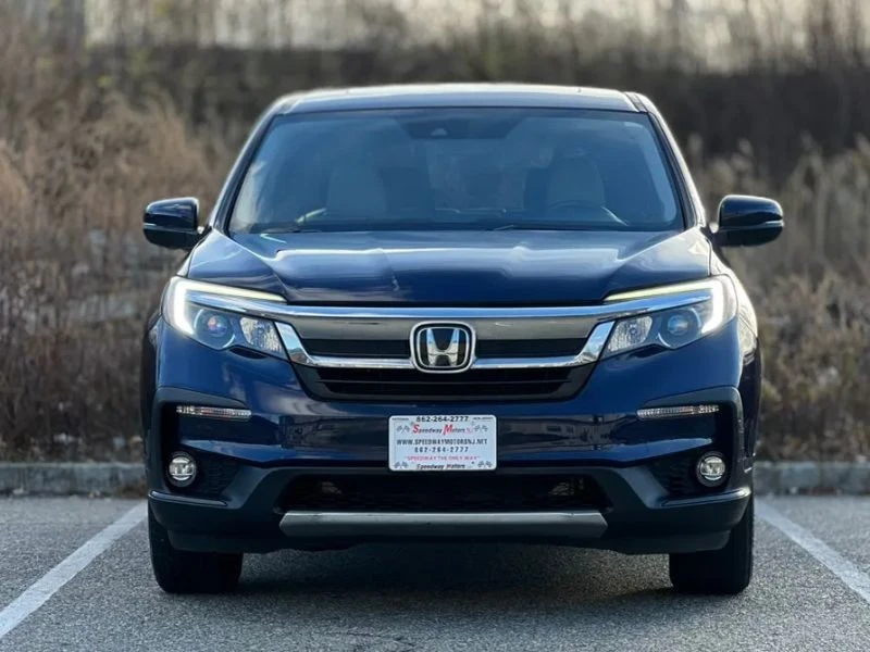 2019 Honda Pilot 3rd Gen - Image 3 of 12