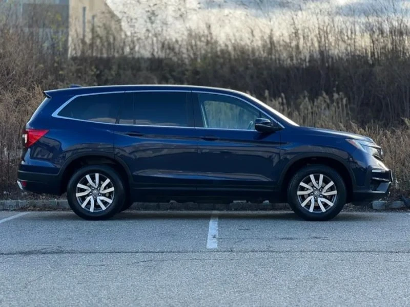 2019 Honda Pilot 3rd Gen - Image 9 of 12
