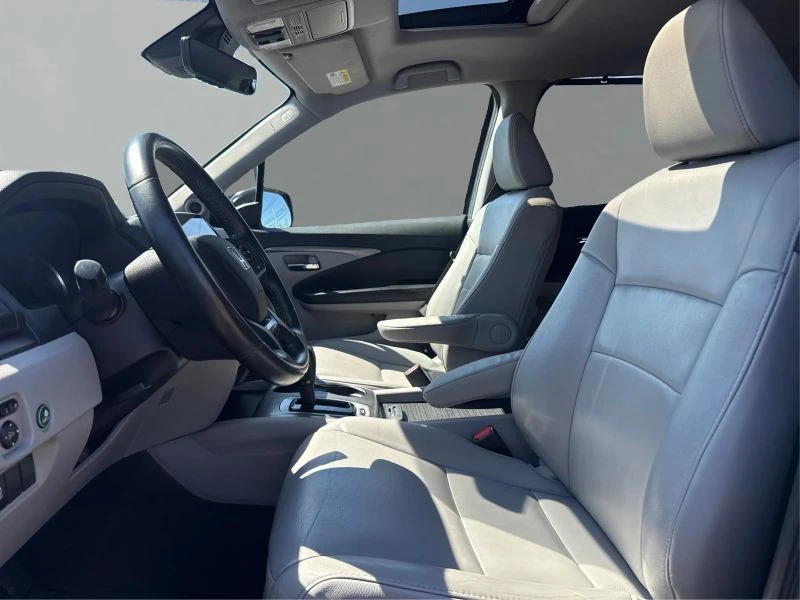 2019 Honda Pilot 3rd Gen - Image 9 of 12