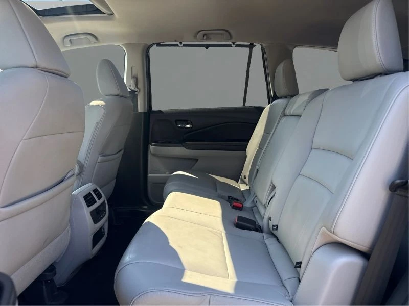 2019 Honda Pilot 3rd Gen - Image 10 of 12