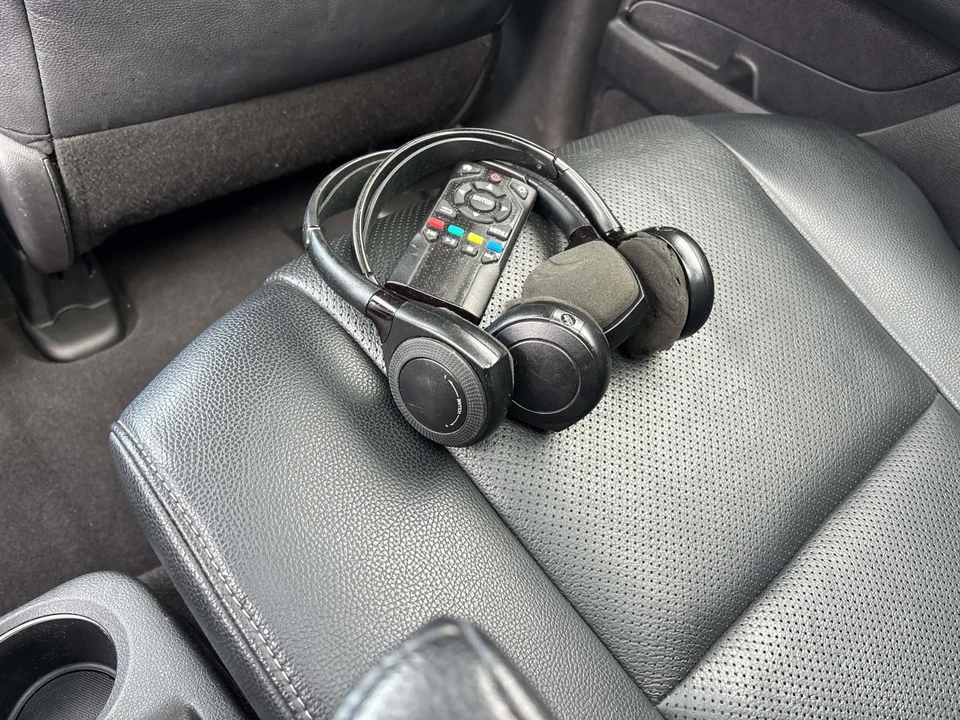 2019 Honda Pilot 3rd Gen - Image 15 of 21